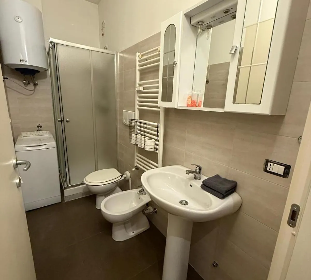 Farini House Apartment Milan Italy