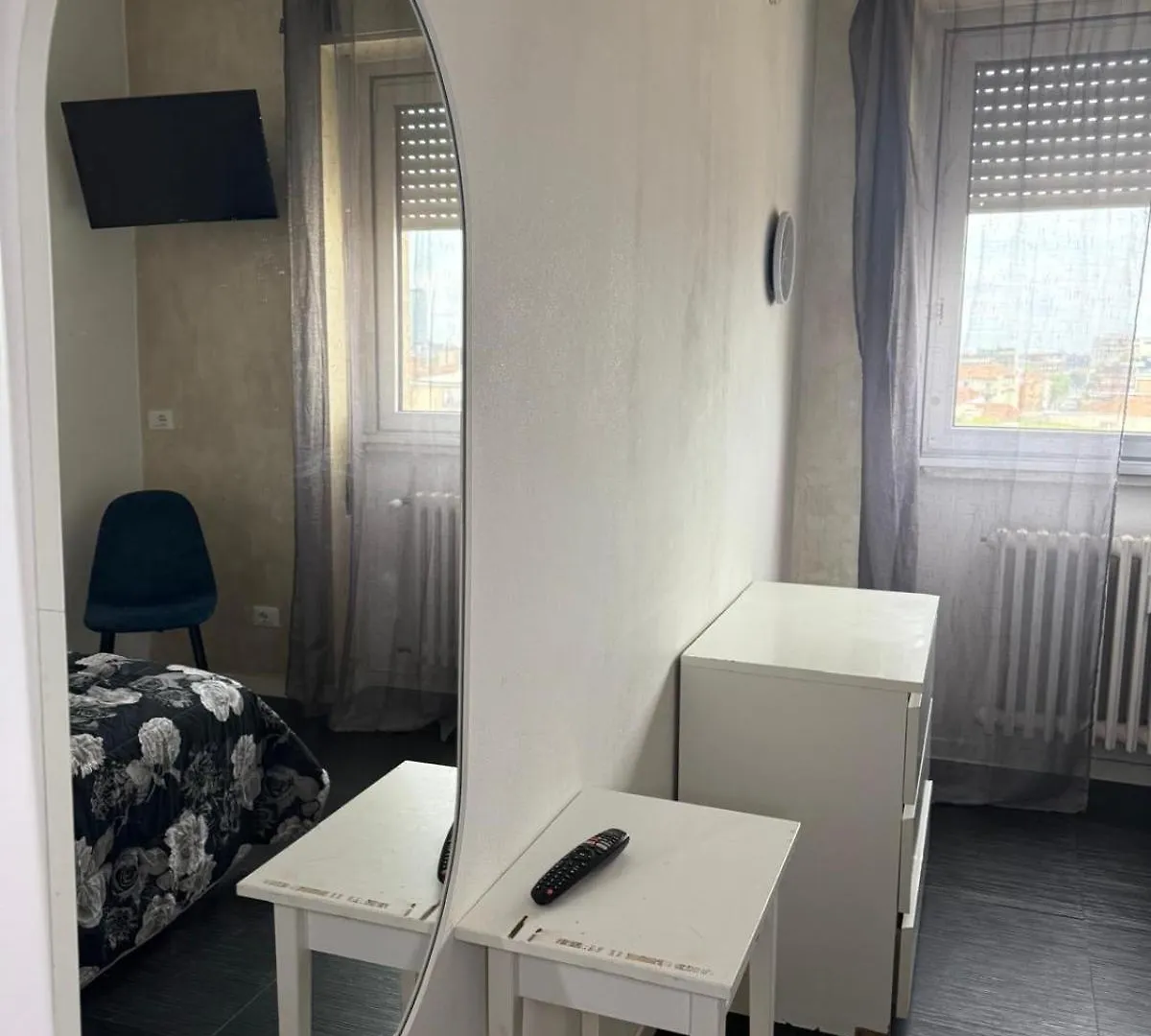 Farini House Apartment Milan